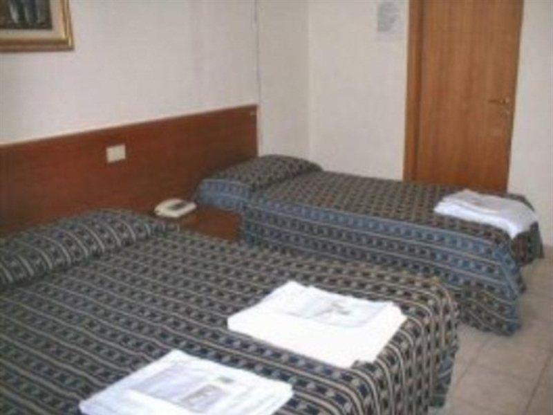 Albergo Athena Rom Rum bild